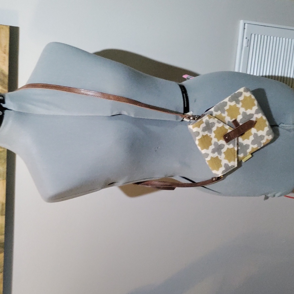 JOYN crossbody bag. FHC1